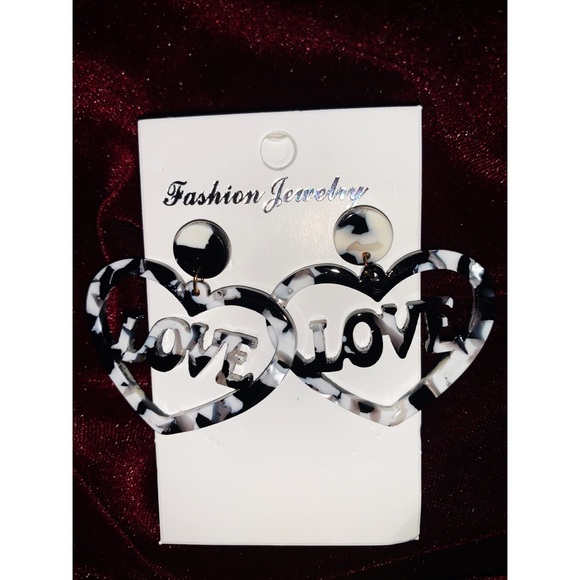 Aᴄʀʏʟɪᴄ ʟᴏᴠᴇ ʜᴇʀᴛ ᴇᴀʀʀɪɴɢs ♡ - Picture 3 of 8